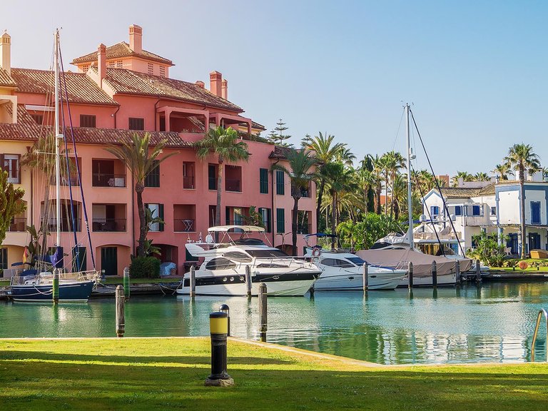 Apartment for Sale  in Marbella, Malaga 13