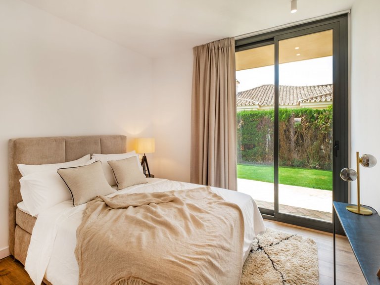 Apartment for Sale  in Estepona, Malaga 21