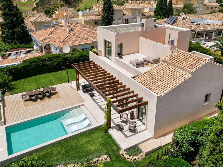 Apartment for Sale  in Estepona, Malaga 6