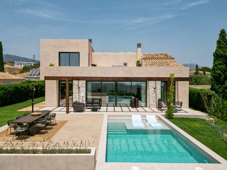 Apartment for Sale  in Estepona, Malaga 5
