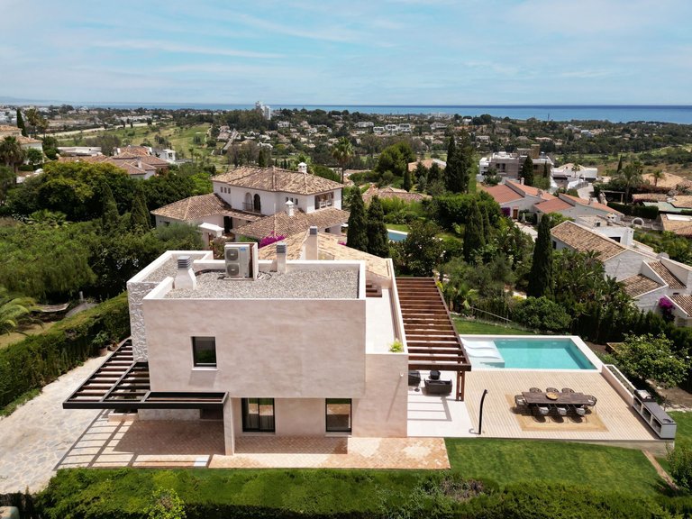 Apartment for Sale  in Estepona, Malaga 7