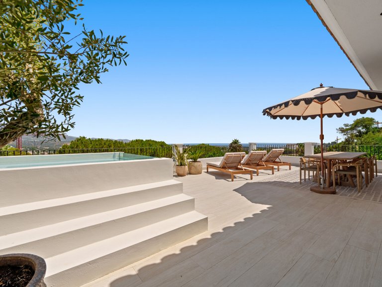 Apartment for Sale  in Marbella, Malaga 15