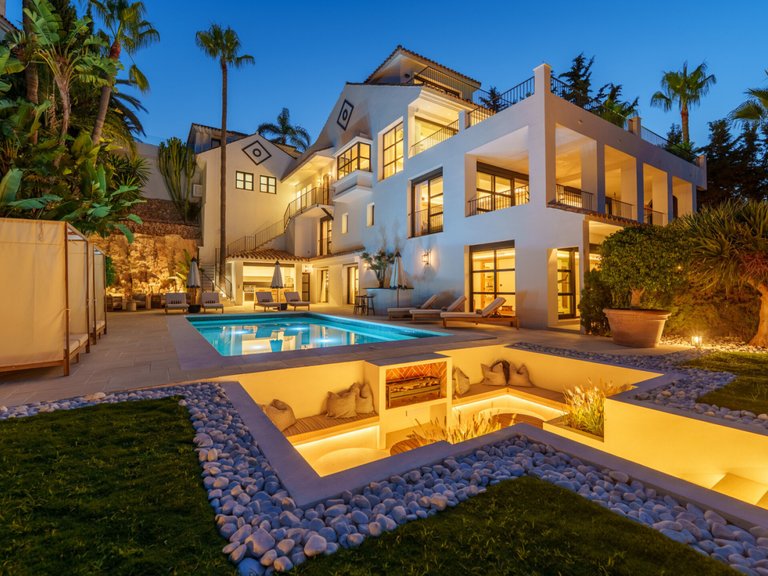 Apartment for Sale  in Marbella, Malaga 52