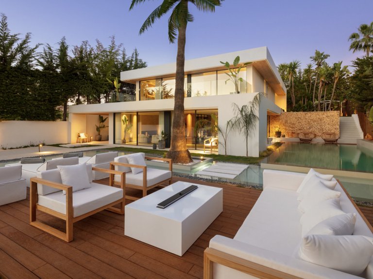 Apartment for Sale  in Marbella, Malaga 3