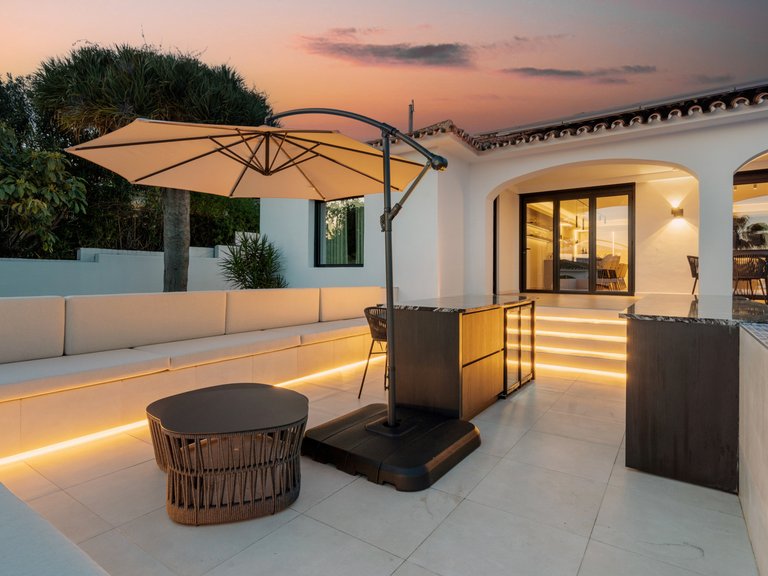 Apartment for Sale  in Marbella, Malaga 19