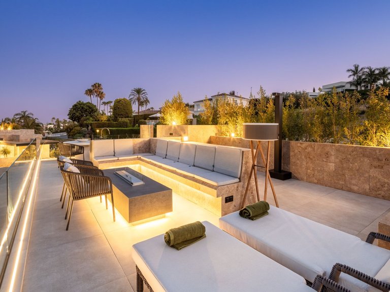 Apartment for Sale  in Marbella, Malaga 27