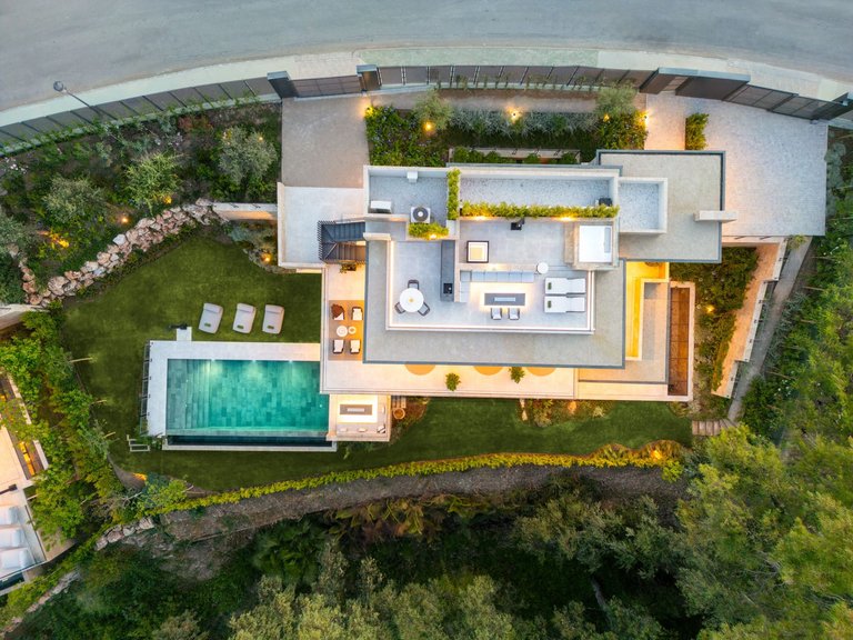 Apartment for Sale  in Marbella, Malaga 24