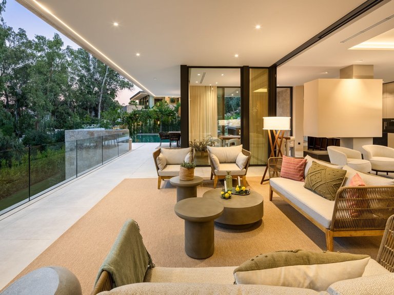 Apartment for Sale  in Marbella, Malaga 32