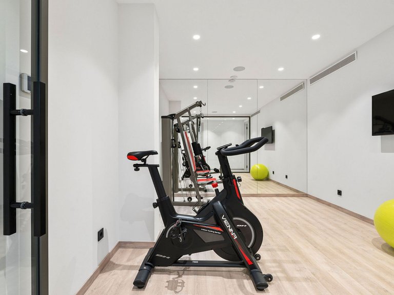 Apartment for Sale  in Marbella, Malaga 24