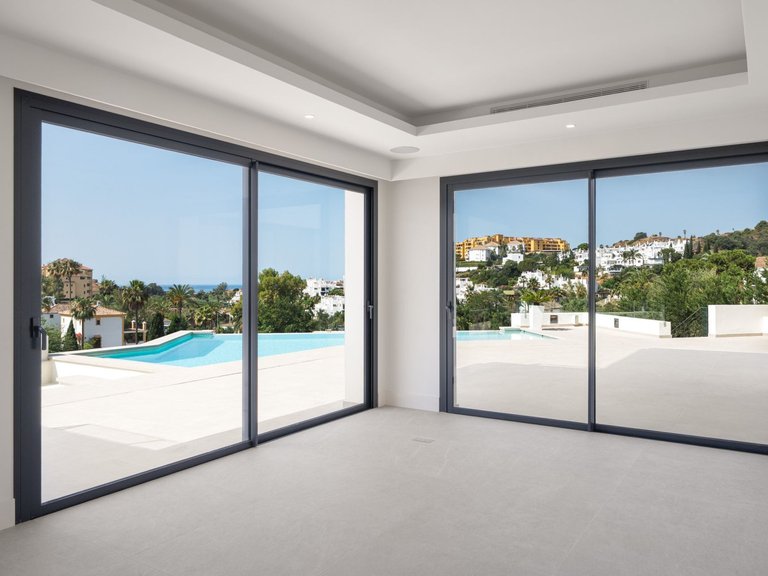 Apartment for Sale  in Estepona, Malaga 4