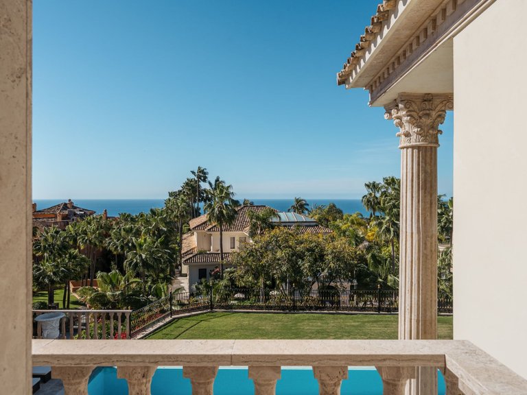 Apartment for Sale  in Marbella, Malaga 6