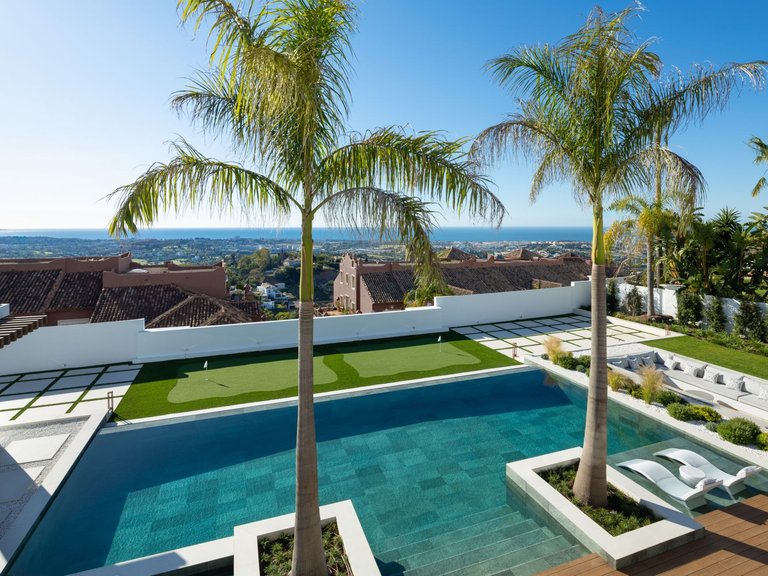 Apartment for Sale  in Marbella, Malaga 27