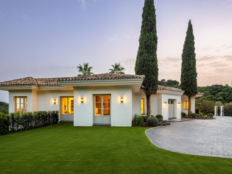 Apartment for Sale  in Marbella, Malaga 15