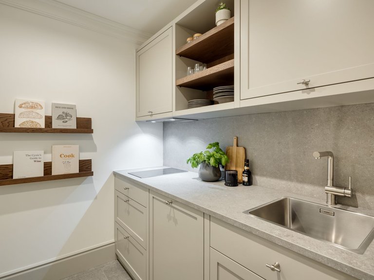 Apartment for Sale  in Marbella, Malaga 36