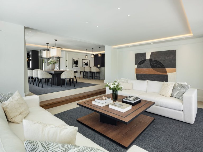 Apartment for Sale  in Marbella, Malaga 8