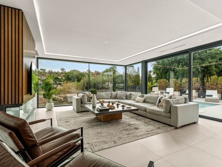 Apartment for Sale  in Marbella, Malaga 2