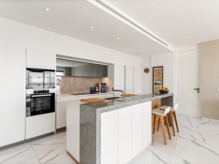 Apartment for Sale  in Marbella, Malaga 6