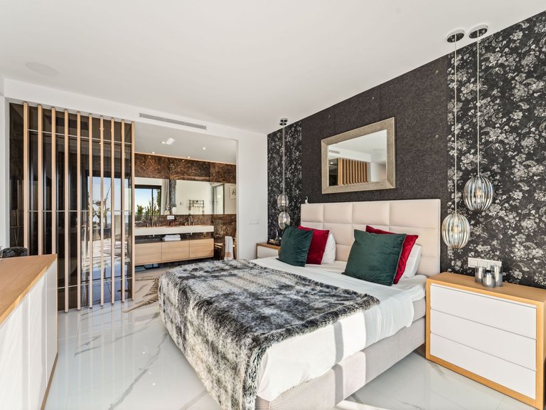 Apartment for Sale  in Marbella, Malaga 20