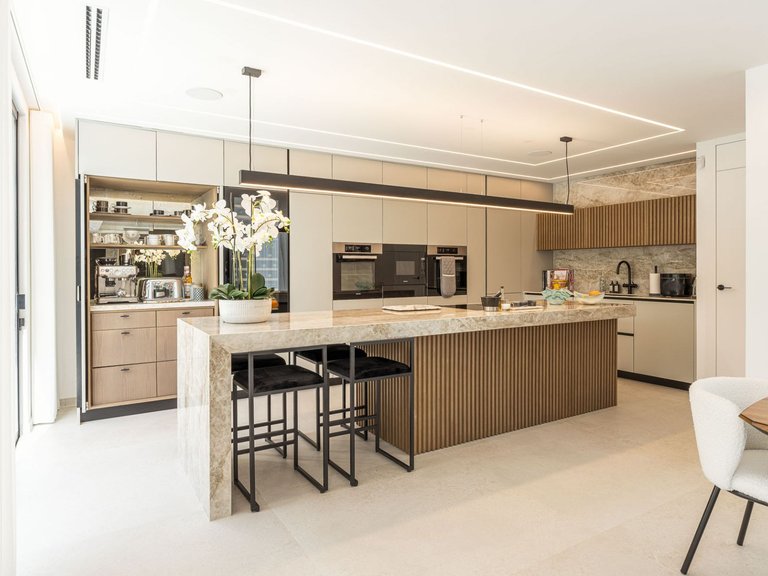 Apartment for Sale  in Marbella, Malaga 5