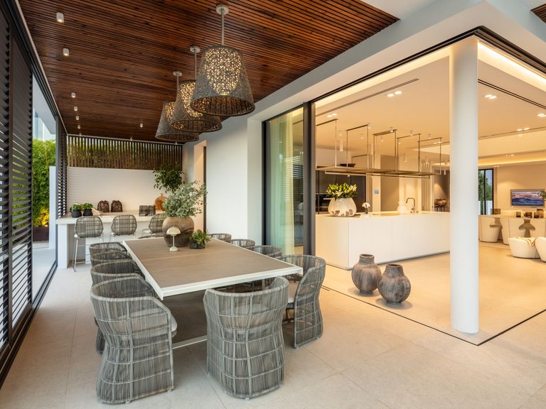 Apartment for Sale  in Marbella, Malaga 35
