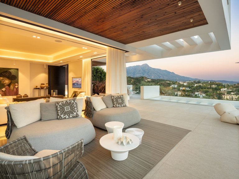 Apartment for Sale  in Marbella, Malaga 37