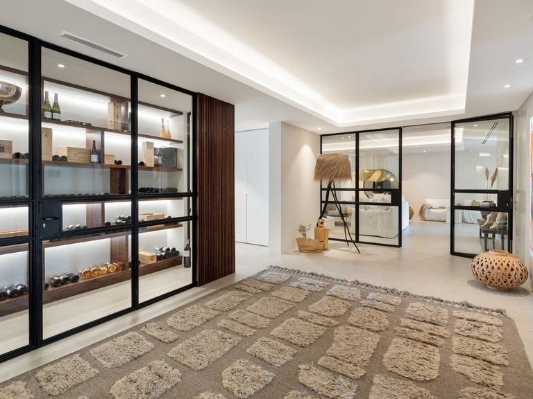 Apartment for Sale  in Marbella, Malaga 23