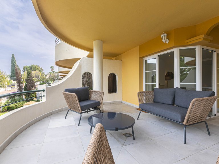 Apartment for Sale  in Marbella, Malaga 17