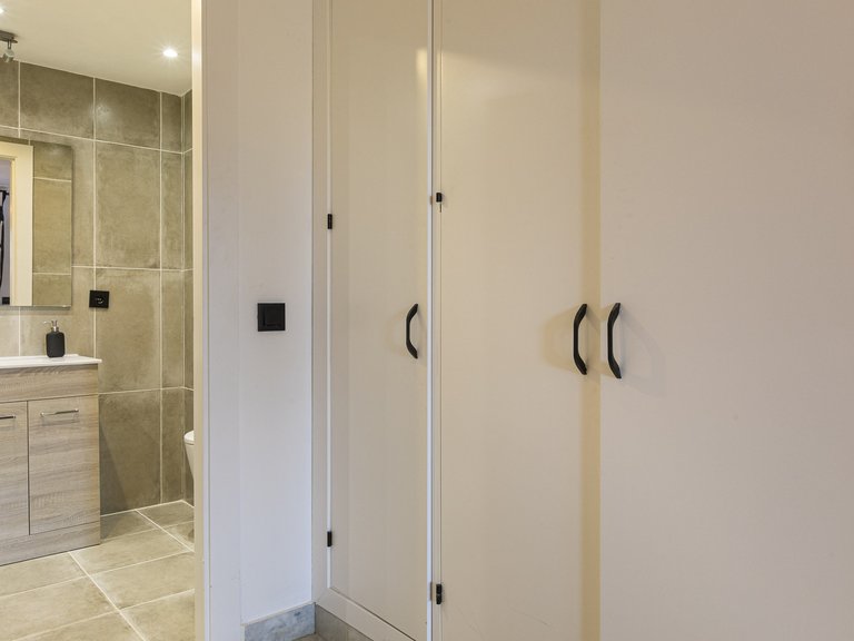 Apartment for Sale  in Marbella, Malaga 30