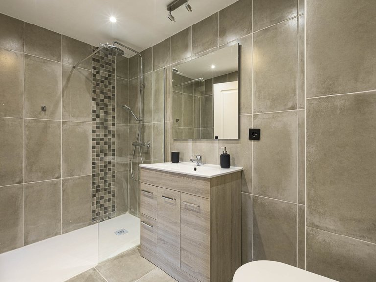 Apartment for Sale  in Marbella, Malaga 31