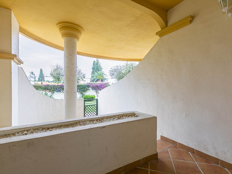 Apartment for Sale  in Marbella, Malaga 37