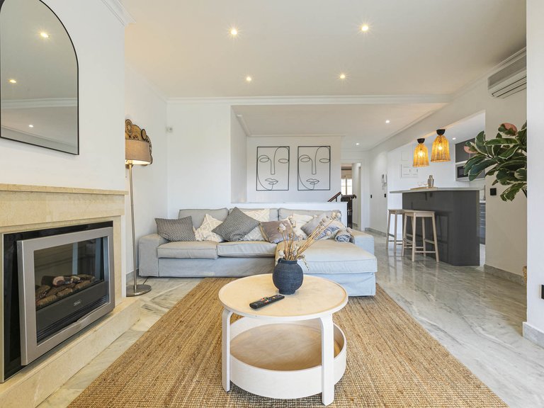 Apartment for Sale  in Marbella, Malaga 14