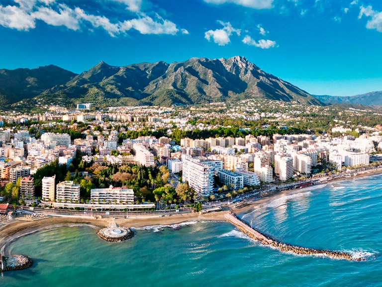 Apartment for Sale  in Marbella, Malaga 16