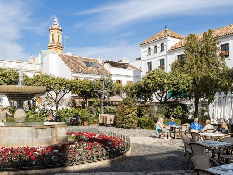Apartment for Sale  in Marbella, Malaga 15