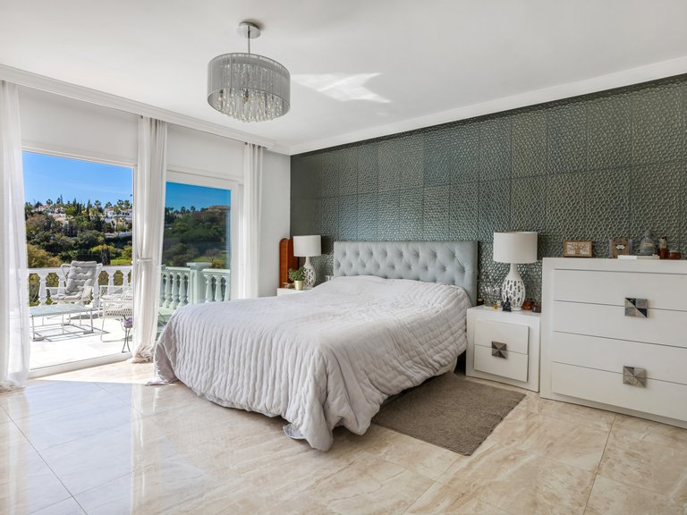 Apartment for Sale  in Marbella, Malaga 23