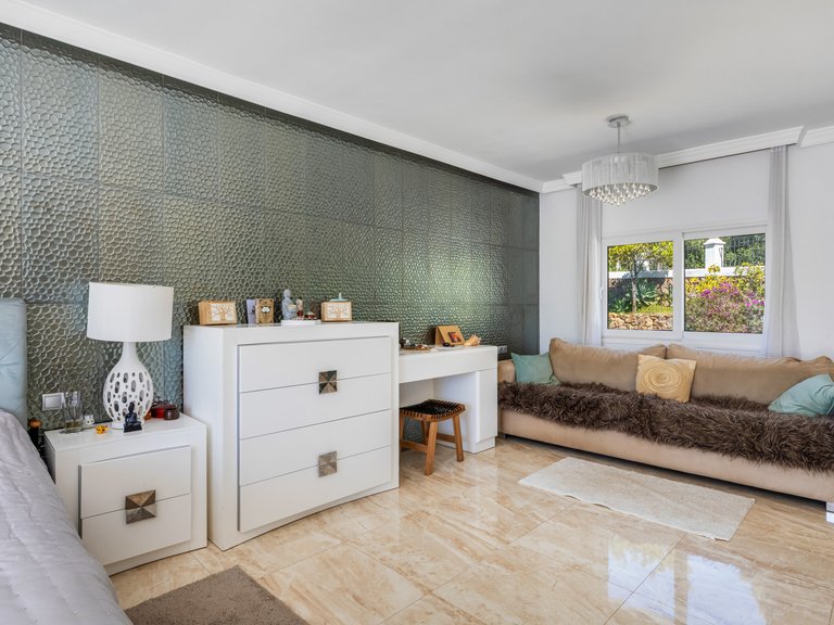 Apartment for Sale  in Marbella, Malaga 31