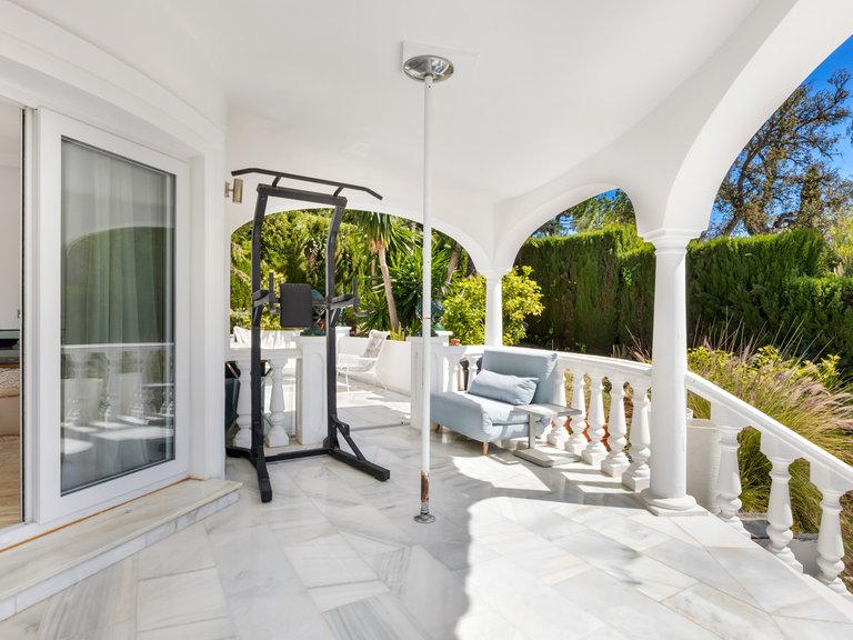 Apartment for Sale  in Marbella, Malaga 26