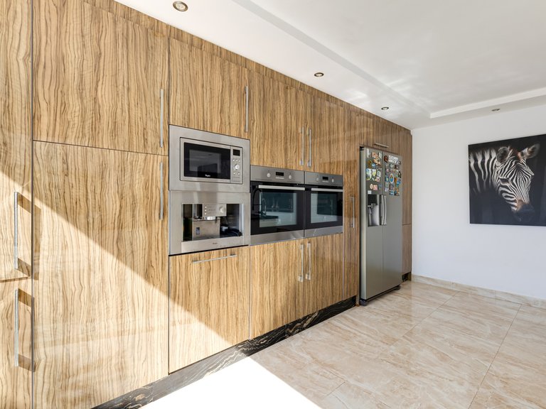 Apartment for Sale  in Marbella, Malaga 44