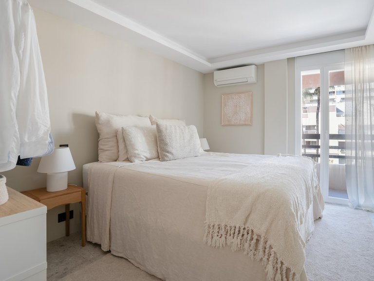 Apartment for Sale  in Marbella, Malaga 12