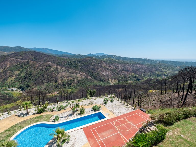 Apartment for Sale  in Estepona, Malaga 20