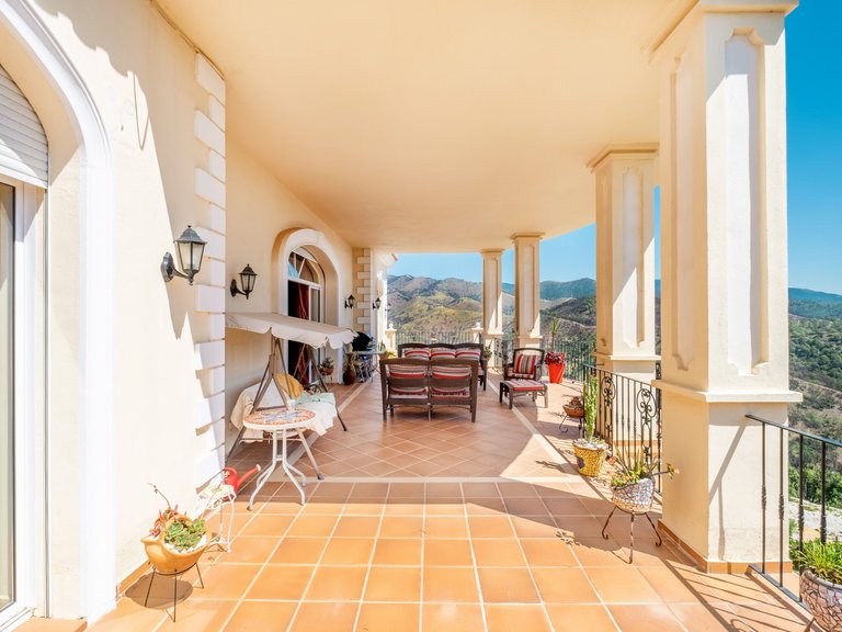 Apartment for Sale  in Estepona, Malaga 13