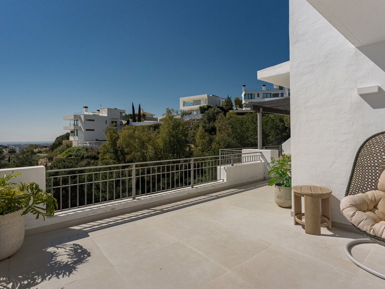 Apartment for Sale  in Benahavis, Malaga 39