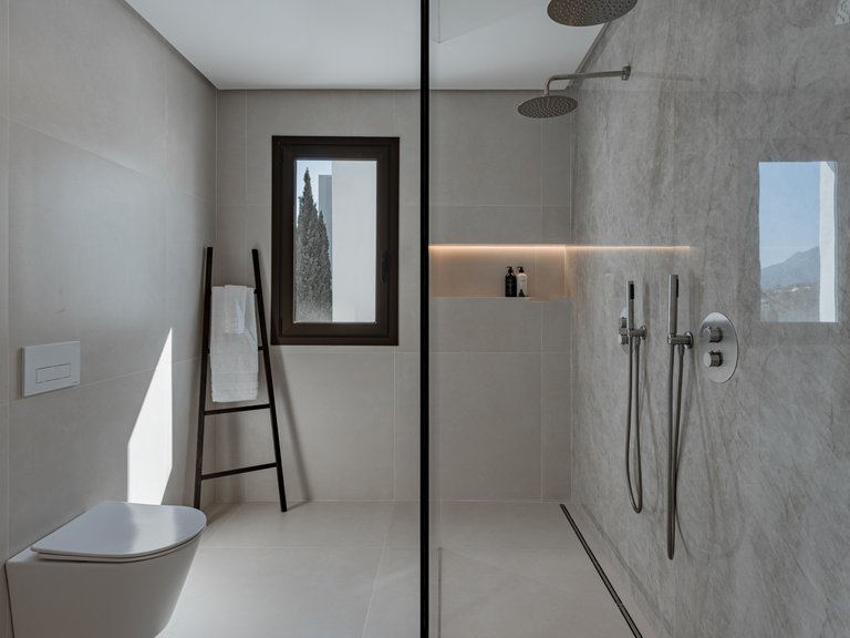 Apartment for Sale  in Benahavis, Malaga 21