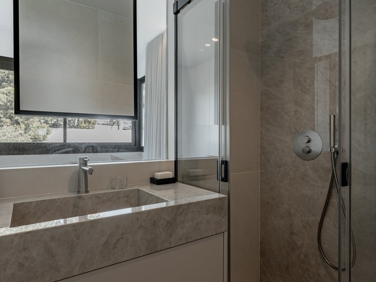 Apartment for Sale  in Benahavis, Malaga 31