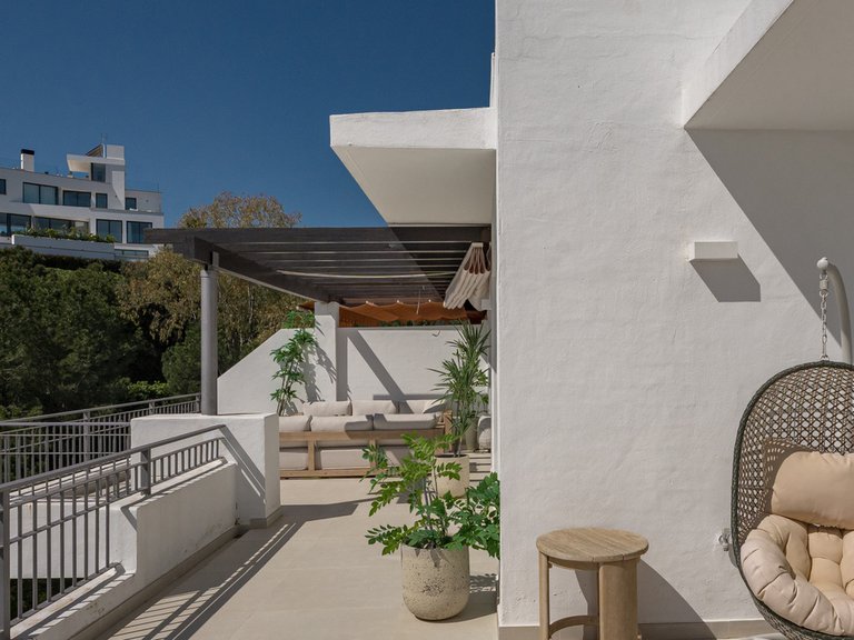 Apartment for Sale  in Benahavis, Malaga 38