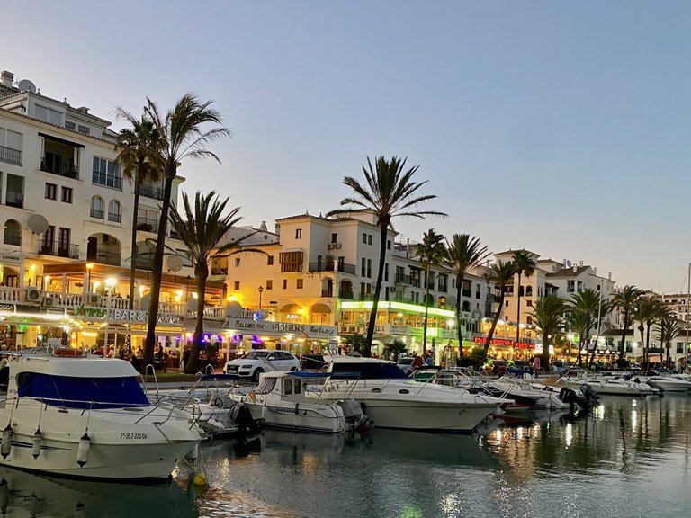 Apartment for Sale  in Marbella, Malaga 13