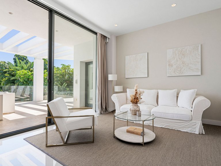 Apartment for Sale  in Benahavis, Malaga 24