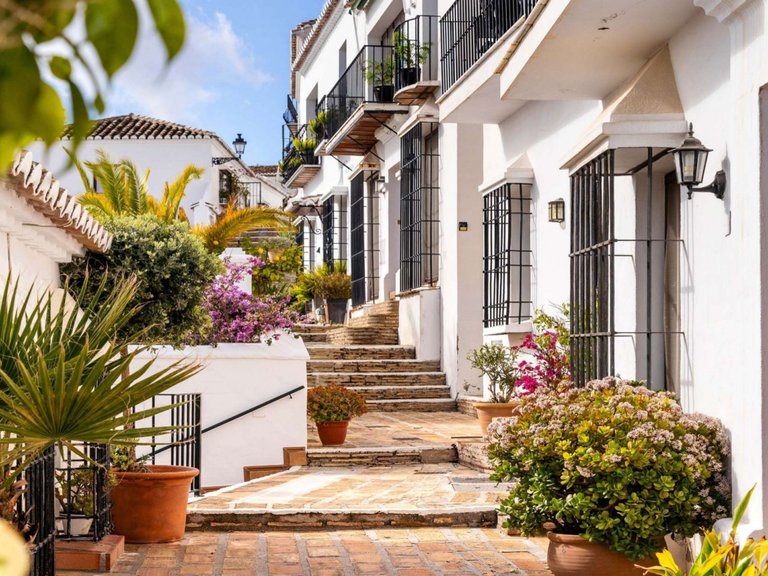 Apartment for Sale  in Marbella, Malaga 14