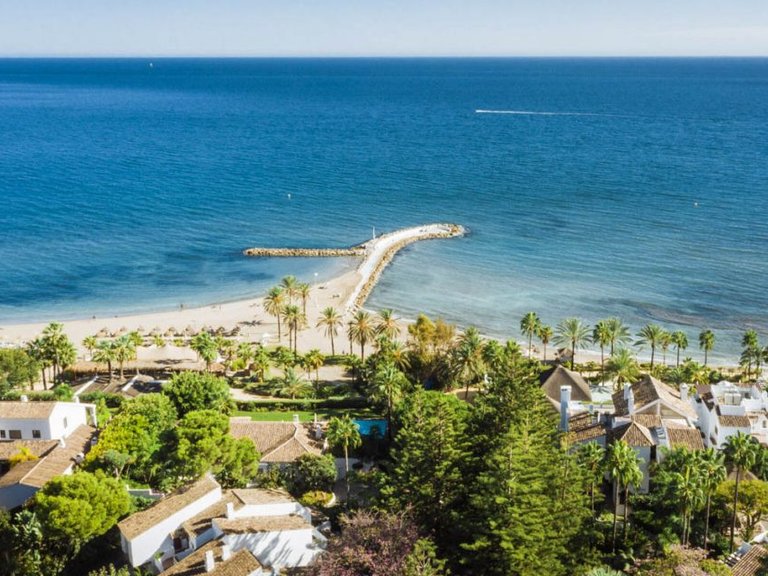 Apartment for Sale  in Marbella, Malaga 17