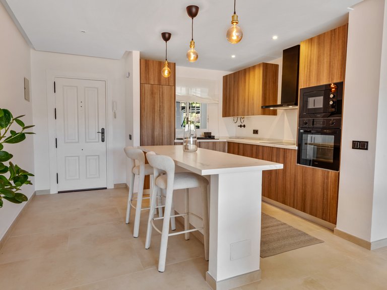 Apartment for Sale  in Benahavis, Malaga 7