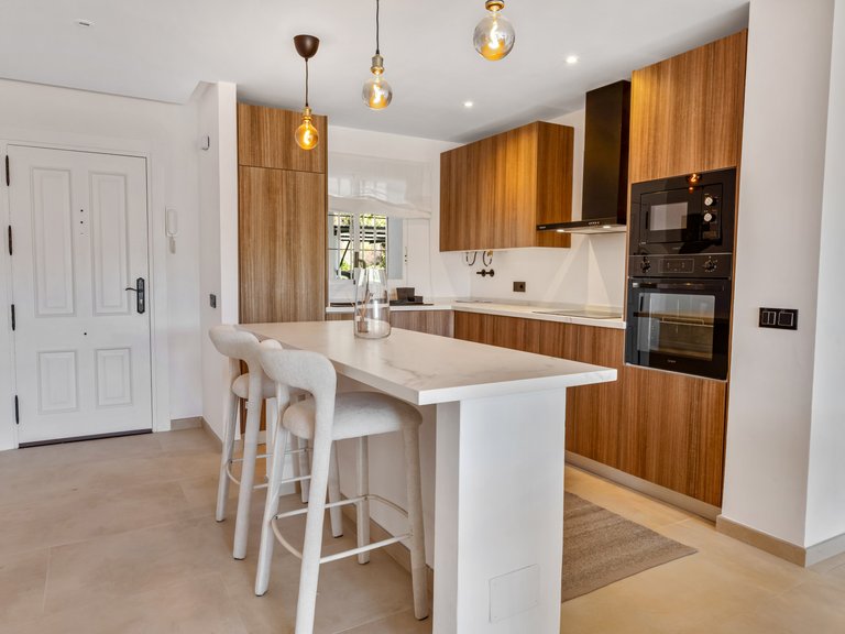 Apartment for Sale  in Benahavis, Malaga 8